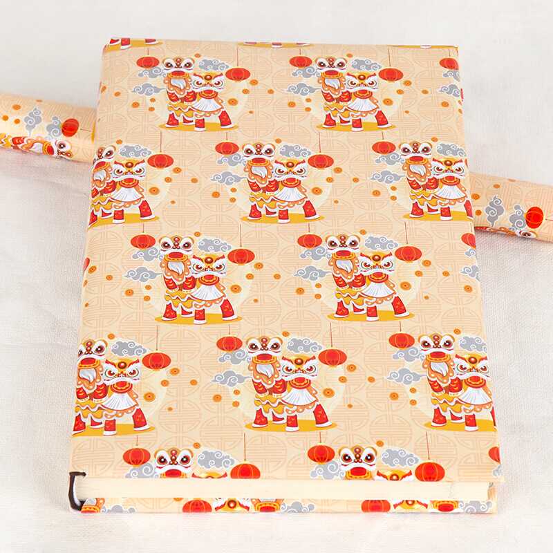 Hvordan forblir selvklebende klistremerker på en hvilken som helst overflate?